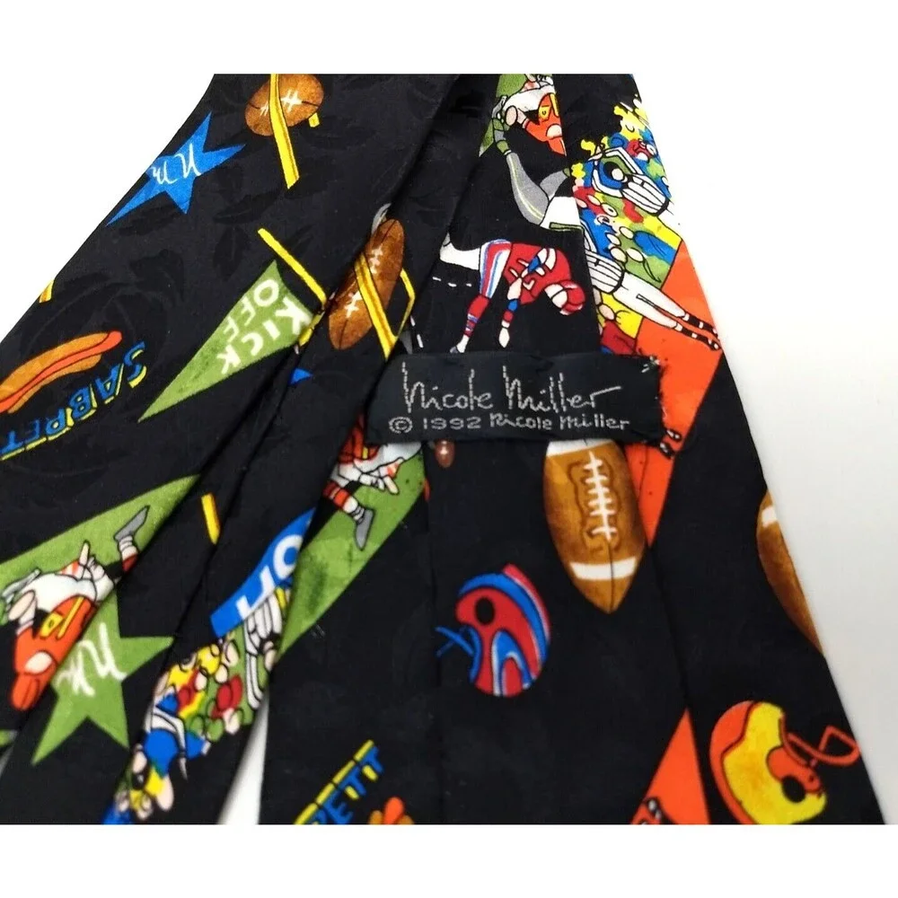 Nicole Miller FRIDAY NIGHT FOOTBALL Neck Tie‎ 100% Silk Vintage 1992 Hand Sewn